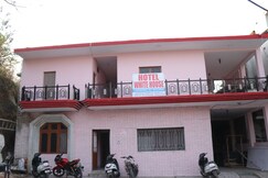 Hotel White House