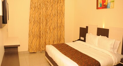 Hotel G Square Room Type - Deluxe King Bed Rooms