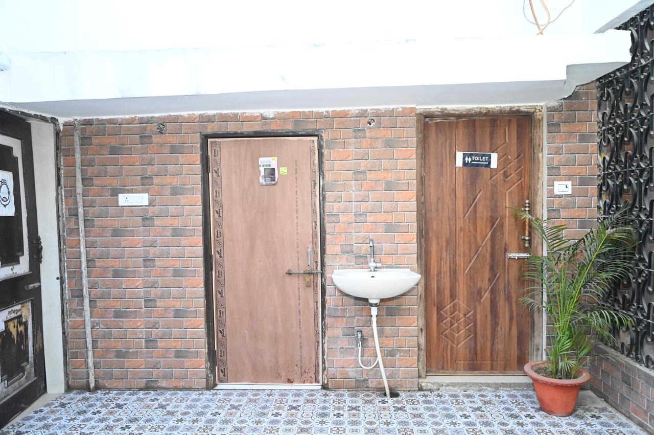 Jade Homestay - Tap to explore photos