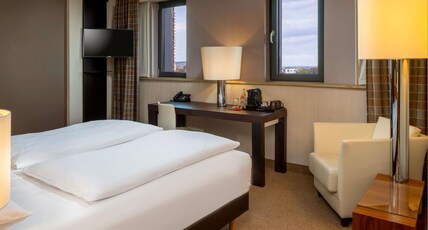 Movenpick Hotel Hamburg Room Type - Superior King