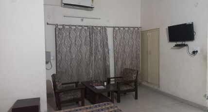RAHI TOURIST BUNGALOW GARHMUKTESHWAR Room Type - AC Executive Room