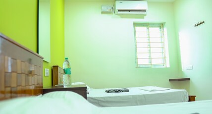 Sri Lakshmi Grand Room Type - Suite Room