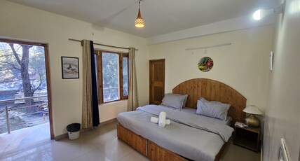 Shalom Stay Manali Room Type - Deluxe
