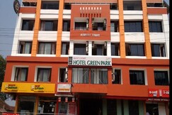 Hotel Green Park Suites