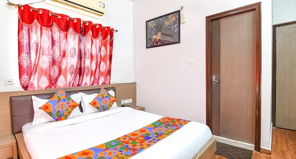 FabHotel S Residency - Nr. TCS, Sector V Room Type - Deluxe Rooms