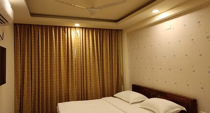 Hello By Ananya Puri Room Type - SMART STUDIO