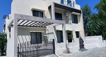 Elegant 3BHK Luxurious Villa Room Type - Elegant 3BHK Luxurious Villa