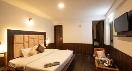 The Bunk Street  Room Type - Super Deluxe Family Room