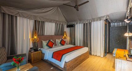 Ayar Jungle Resort Room Type - Deluxe Tent