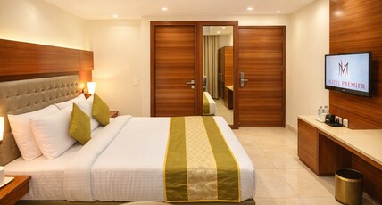 Mint Hotel Premia Room Type - Superior Rooms