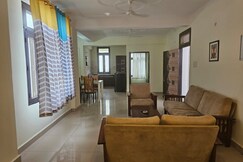 R402 3BHK in Krishna Nagar Lucknow