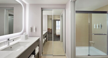 Homewood Suites by Hilton Toronto Vaughan Room Type - 1 KING STUDIO SUITE NOSMOK