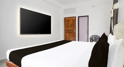 Hotel Crystal INN Room Type - Deluxe AC Hotel Crystal INN Room Type - Deluxe AC