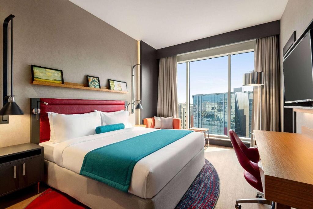 Ramada Encore by Wyndham Al Khobar Corniche - Tap to explore photos