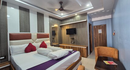 Hotel Mahek Room Type - Super Deluxe Room - AC