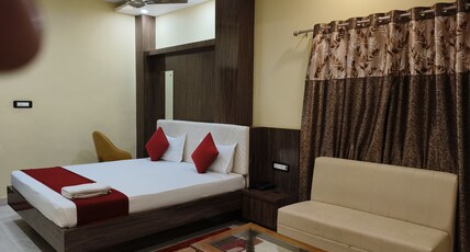 Paras inn Room Type - SEMI DELUXE EXECUTIVE