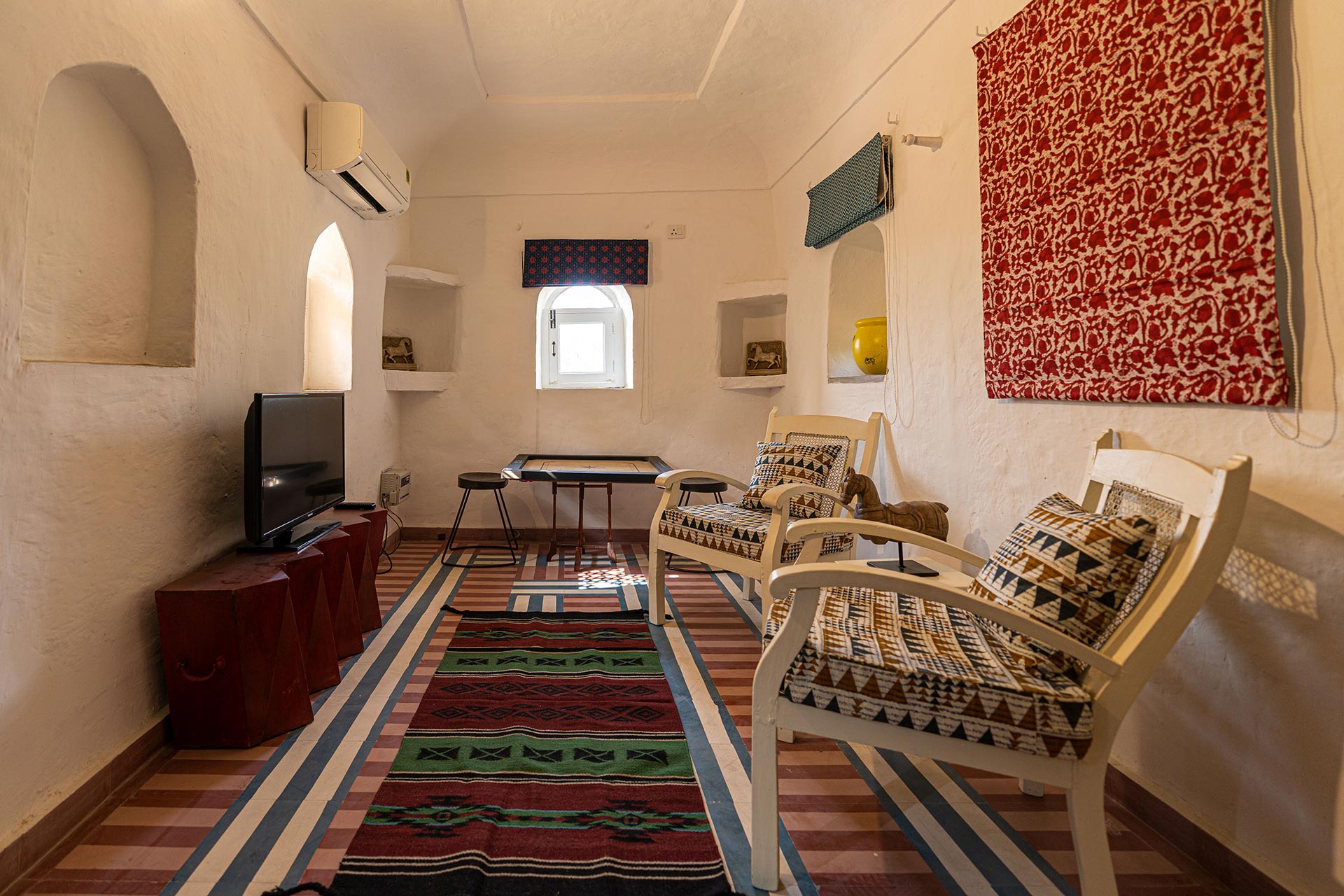 StayVista at 4 Rooms @ Khohar Haveli - Tap to explore photos