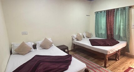 Grandvieww Room Type - Semi view room 