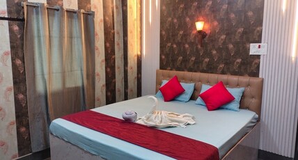 Hotel Durga Palace Room Type - Non AC DELUXE ROOM