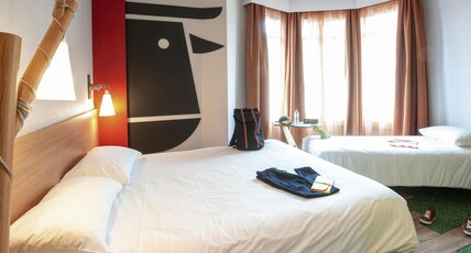 ibis Styles Moulins Centre Room Type - Standard Room with 1 double bed and 1 sofa ibis Styles Moulins Centre Room Type - Standard Room with 1 double bed and 1 sofa