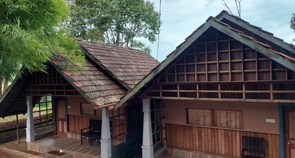 Vattakkuny Wild Orchid Room Type - Honey Moon Cottage 1
