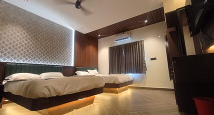 Hotel JVIN PALACE Room Type - 1 Bedroom Dorm Room with Balcony Hotel JVIN PALACE Room Type - 1 Bedroom Dorm Room with Balcony