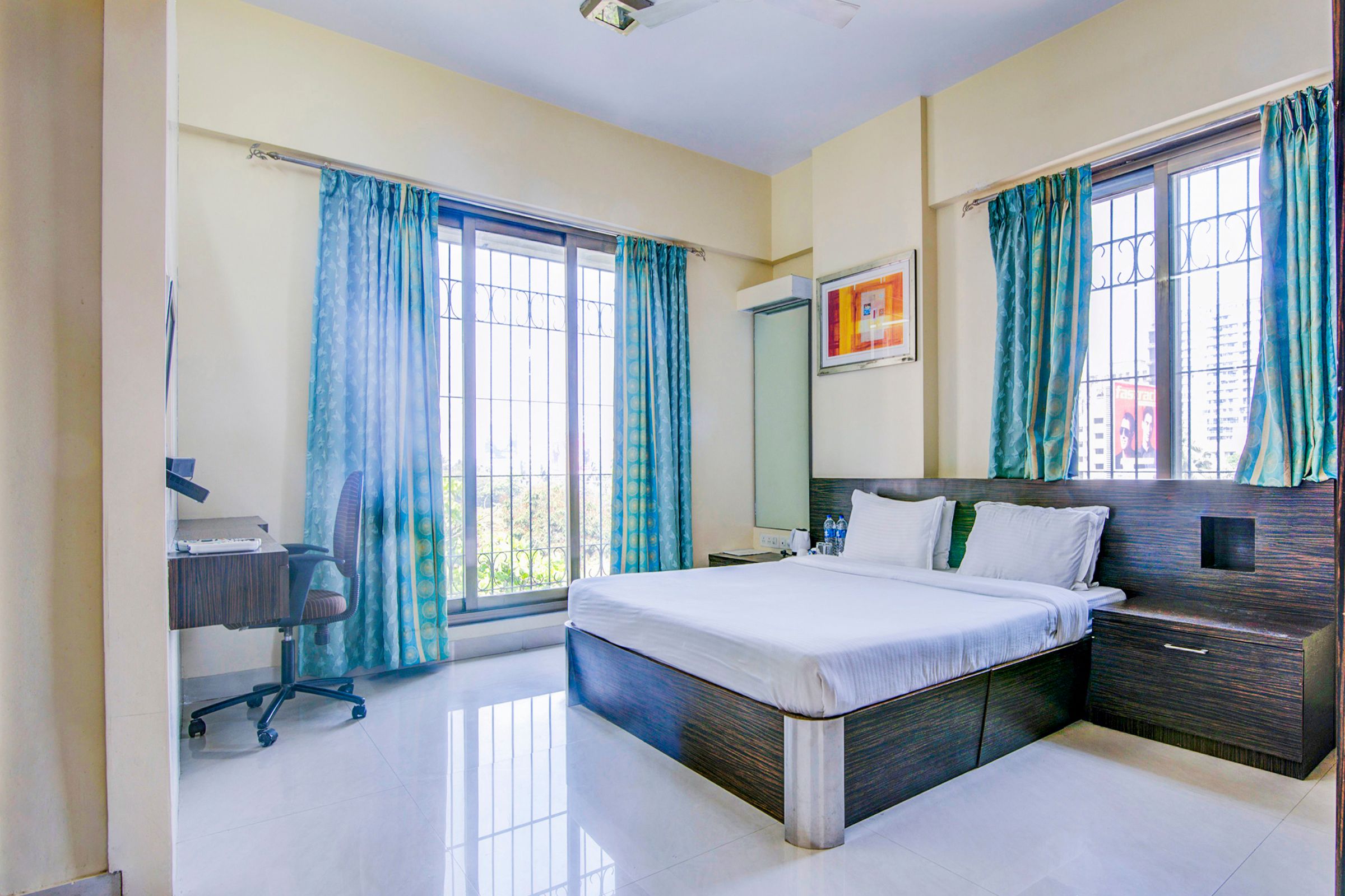 Seven Serviced Apartments, Worli - Tap to explore photos