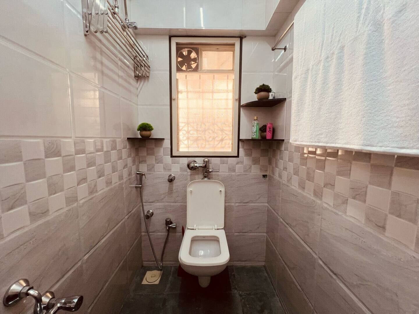 Dawn A Spacious Modern Studio in Bandra at Almeida Park by Connekt Homes - Tap to explore photos