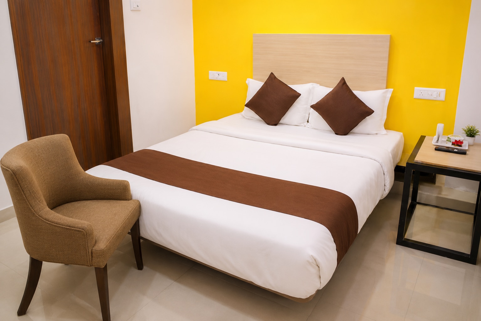 Kanha Inn - Tap to explore photos