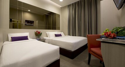 V Hotel Bencoolen Room Type - Triple Room Only