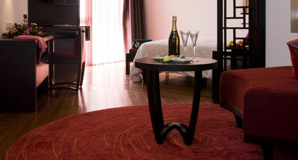 Novotel Ha Long Bay Room Type - Executive Bay view with 1 King Size bed Novotel Ha Long Bay Room Type - Executive Bay view with 1 King Size bed