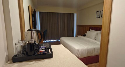 The Kalash Room Type - Premium room with balcony and mountain view