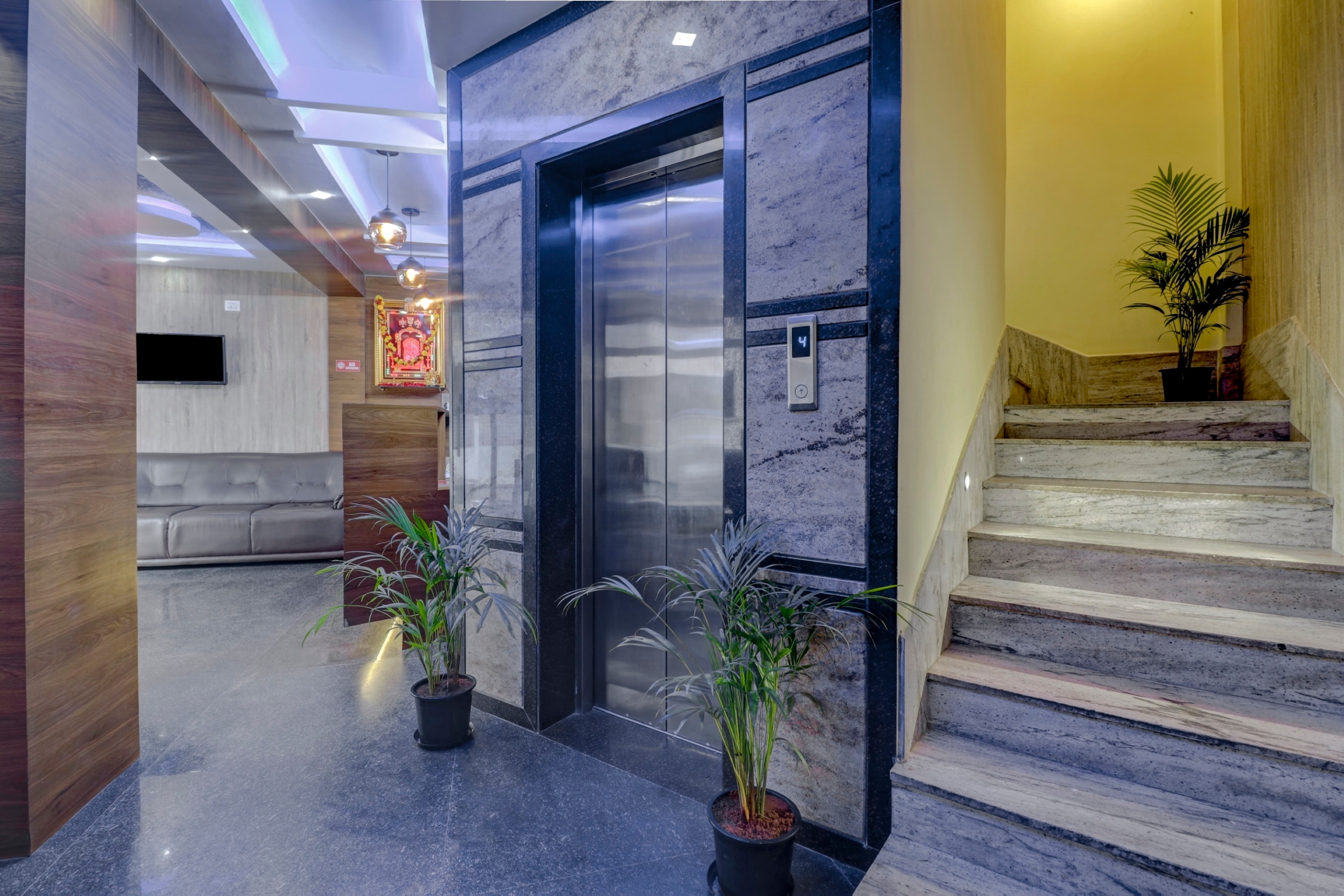 Collection O Karthika Residency - Tap to explore photos