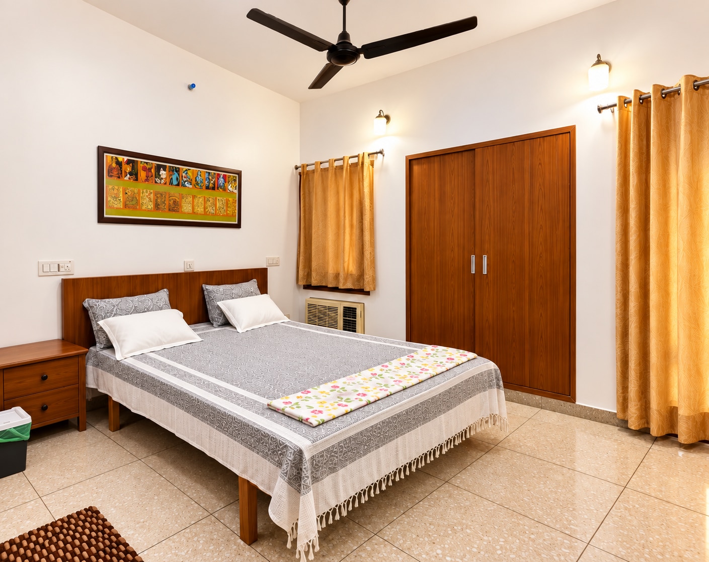 Sanjeev & Jyotsnas Decent Homestay - Tap to explore photos