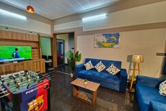 Genesis AC 2BHK 50 TV 8 5kms from palace G floor