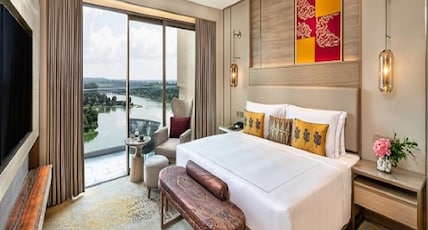 Taj Lakefront, Bhopal Room Type - Luxury Grande Lake View King Bed