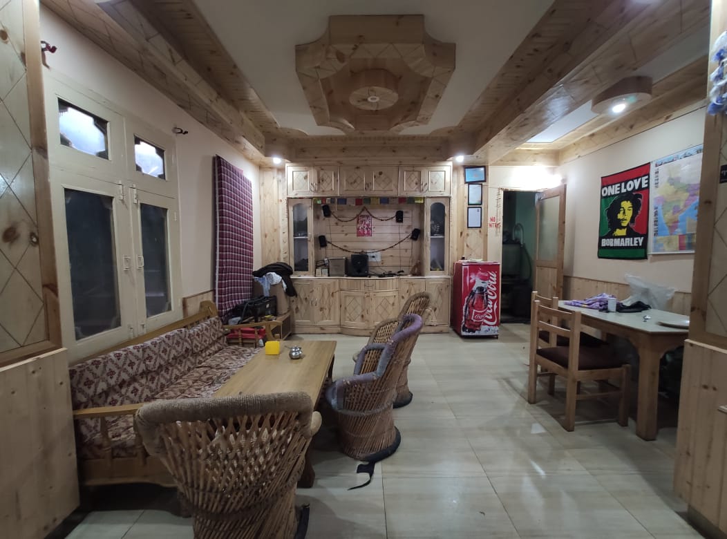 Purple House Kasol | Rooms & Restaurant - Tap to explore photos
