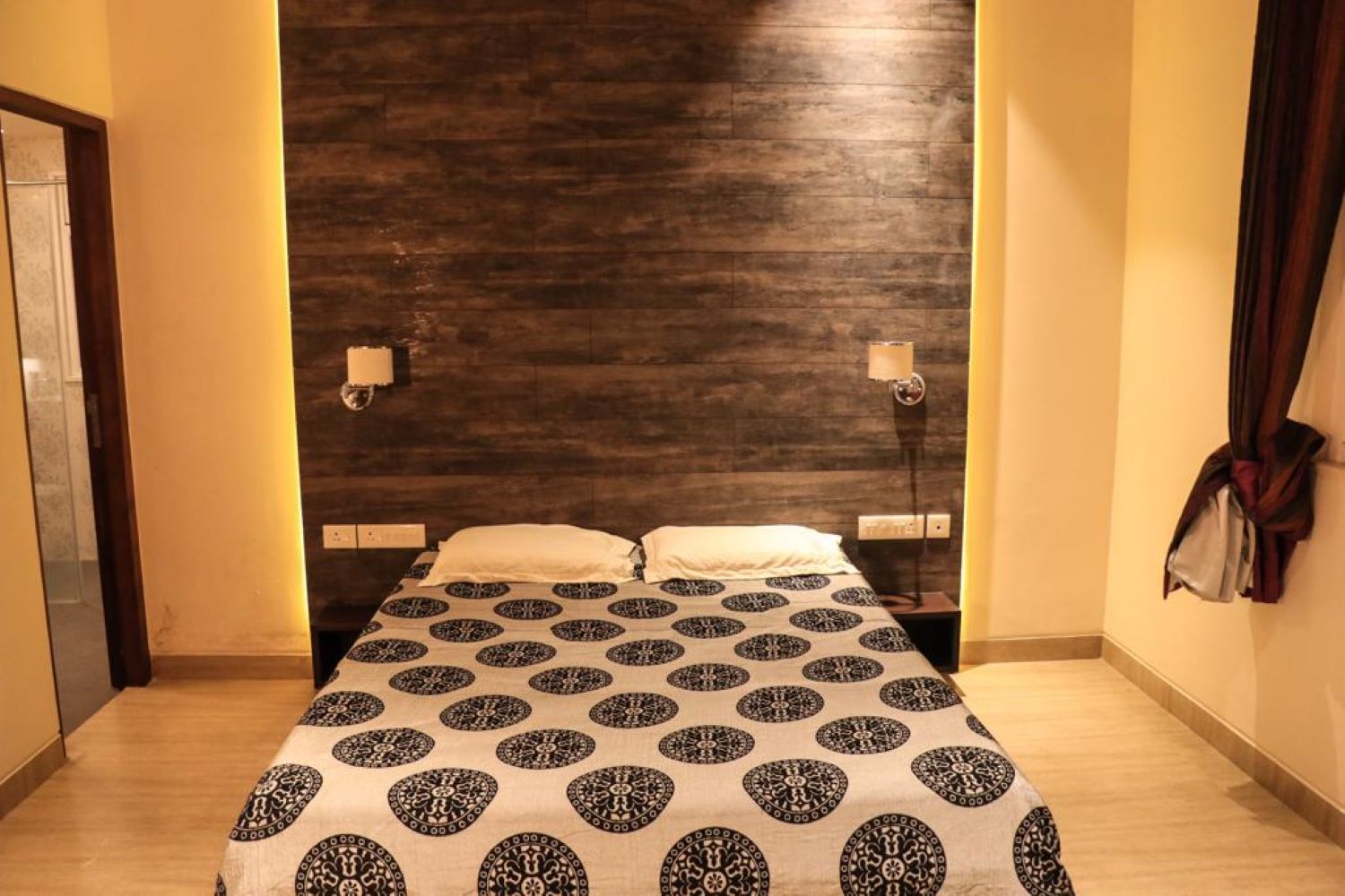 Elite Beach Resort- Muthukadu - Tap to explore photos