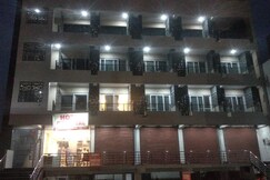 Address of Oriental Hotel 