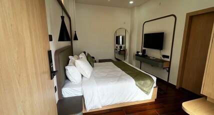 NANDAN INN Room Type - Deluxe Room