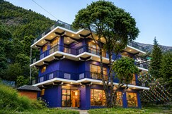 Loopin Mcleodganj