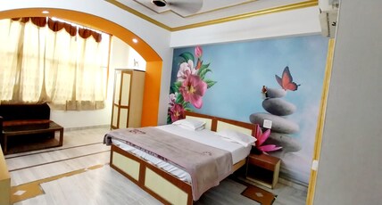 Hotel Kalyan Palace Room Type - Super Deluxe Room