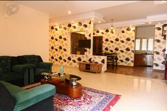 Aadams Suites