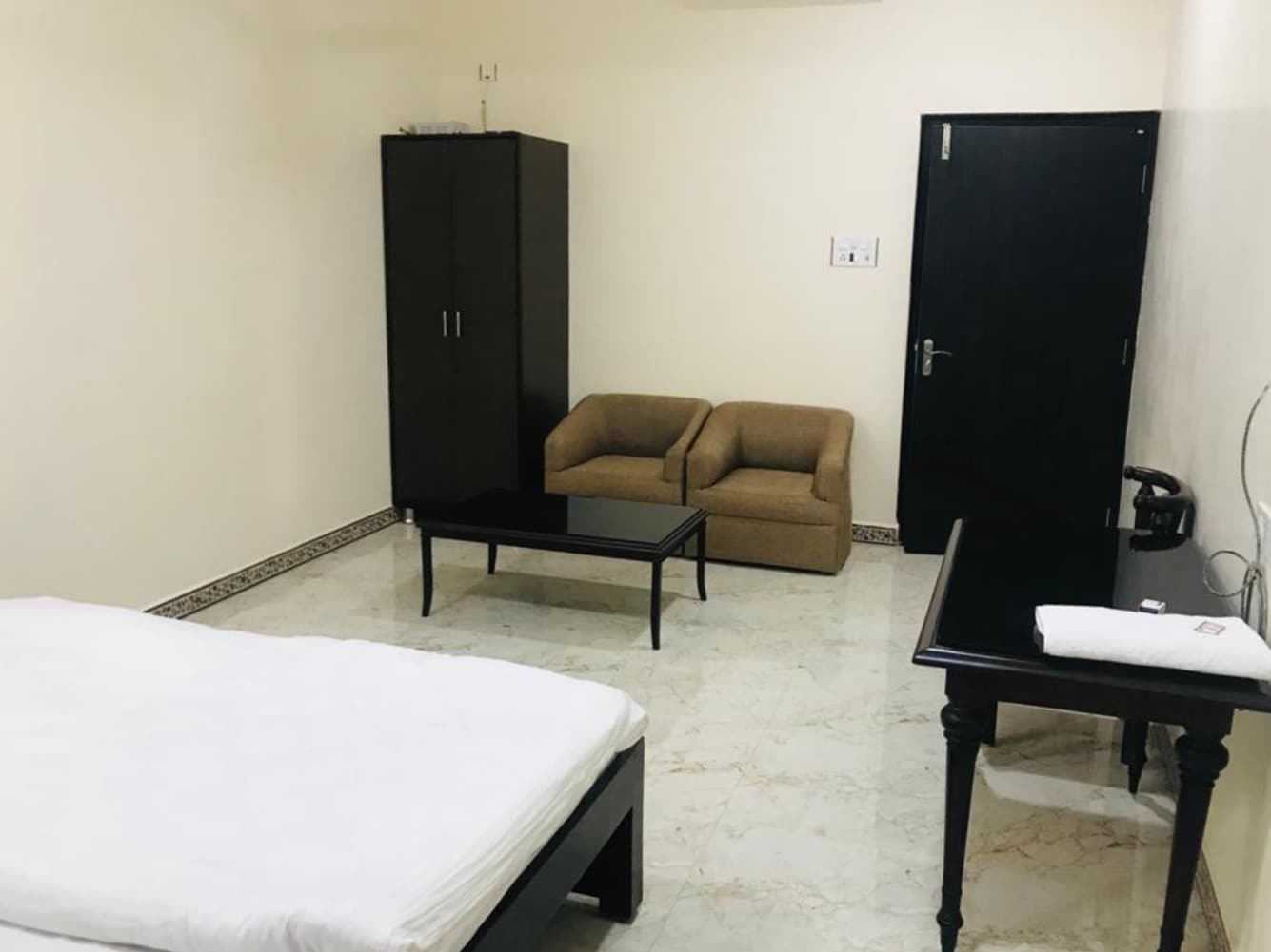 Dada kripa Residency - Tap to explore photos