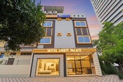 FabHotel Amrit Palace - 400m from Atal Bihari Vajpayee Stadium Near Bombay Hospital Bus Stop