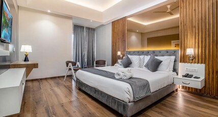 DLS Ganga Bliss Room Type - Deluxe Room