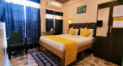 Hotel Punest Hadapsar Room Type - Deluxe Ac Room With Welcome Drink Tea or Coffee