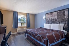 Super 8 by Wyndham Toronto East ON