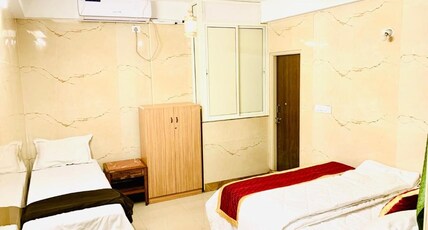 Luxorion lodge Room Type - 3 bedded room