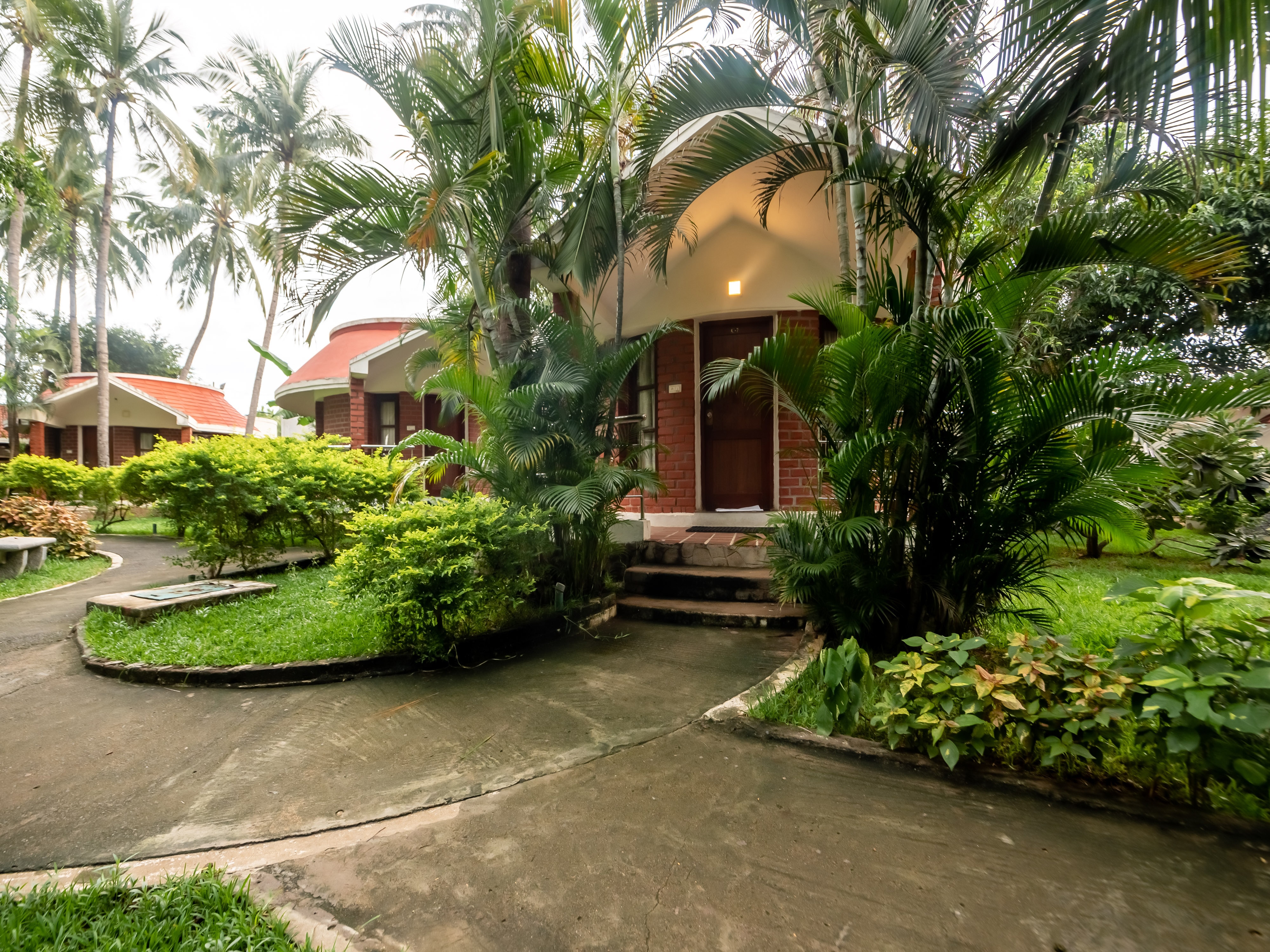 GREEN COCONUT RESORT - Tap to explore photos